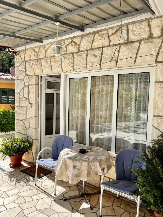 Rooms & Apartments Tepsa - Centre Хвар Екстериор снимка