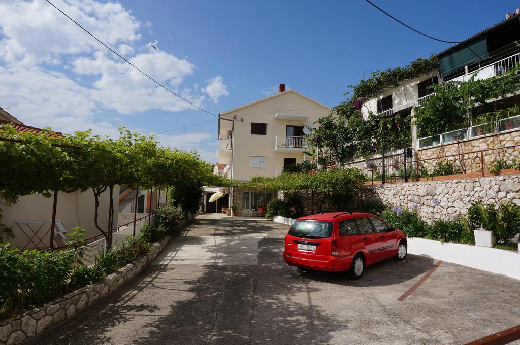 Rooms & Apartments Tepsa - Centre Хвар Екстериор снимка