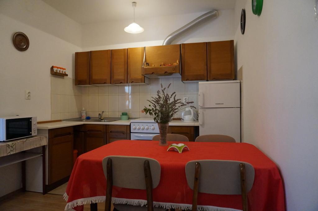 Rooms & Apartments Tepsa - Centre Хвар Екстериор снимка