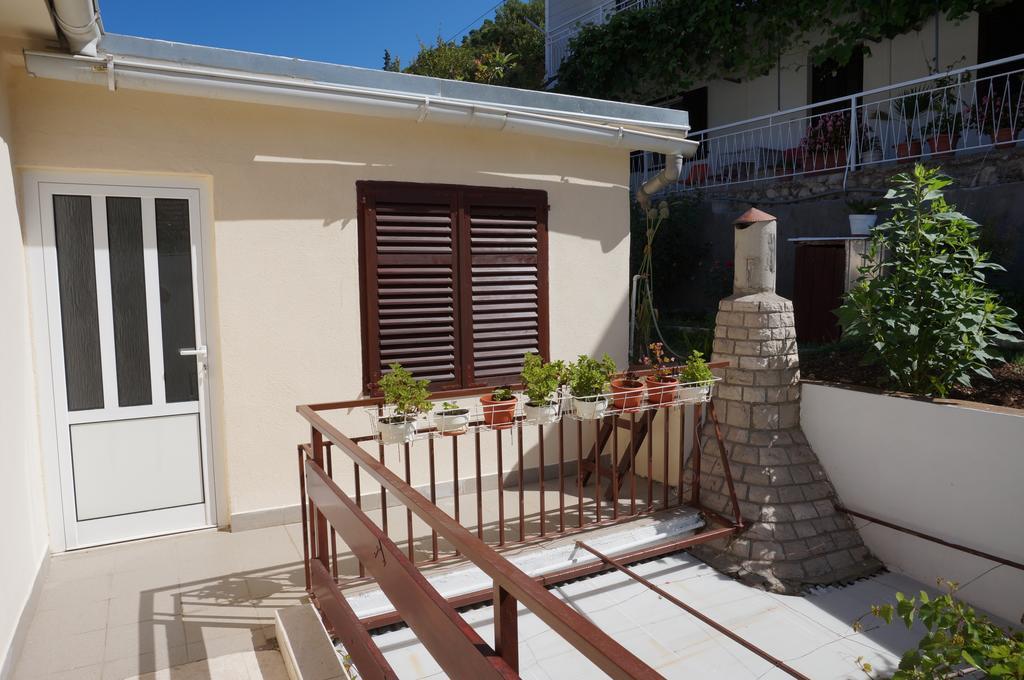 Rooms & Apartments Tepsa - Centre Хвар Екстериор снимка