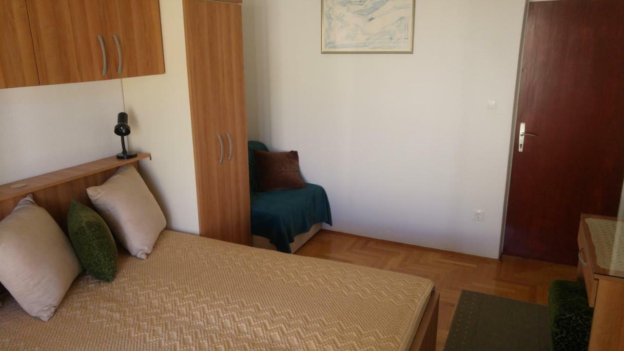 Rooms & Apartments Tepsa - Centre Хвар Екстериор снимка