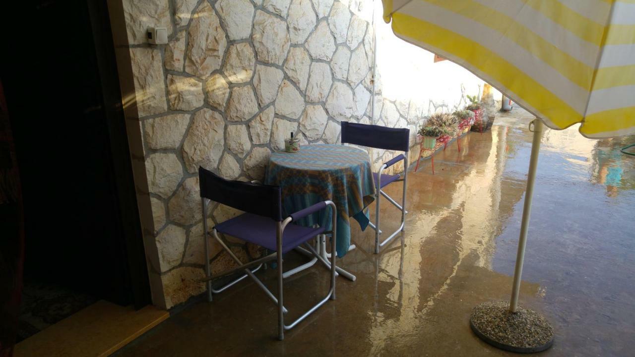 Rooms & Apartments Tepsa - Centre Хвар Екстериор снимка